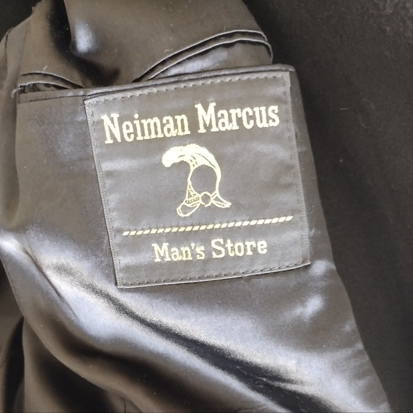 Neiman Marcus Vintage Trump Full Length Black Wool Trench Coat - Picture 4 of 4